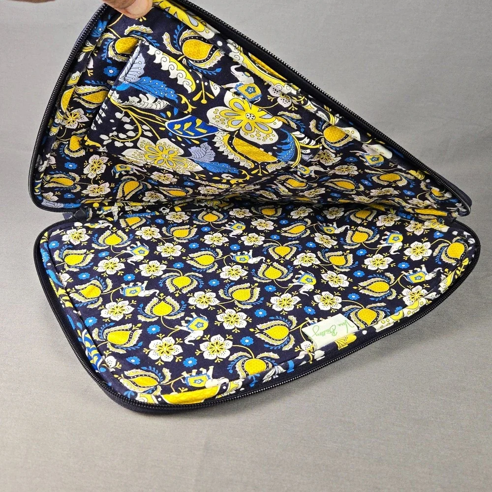 Vera Bradley Laptop Sleeve Elephant Parade Navy Yellow Quilted Zip Padded Case